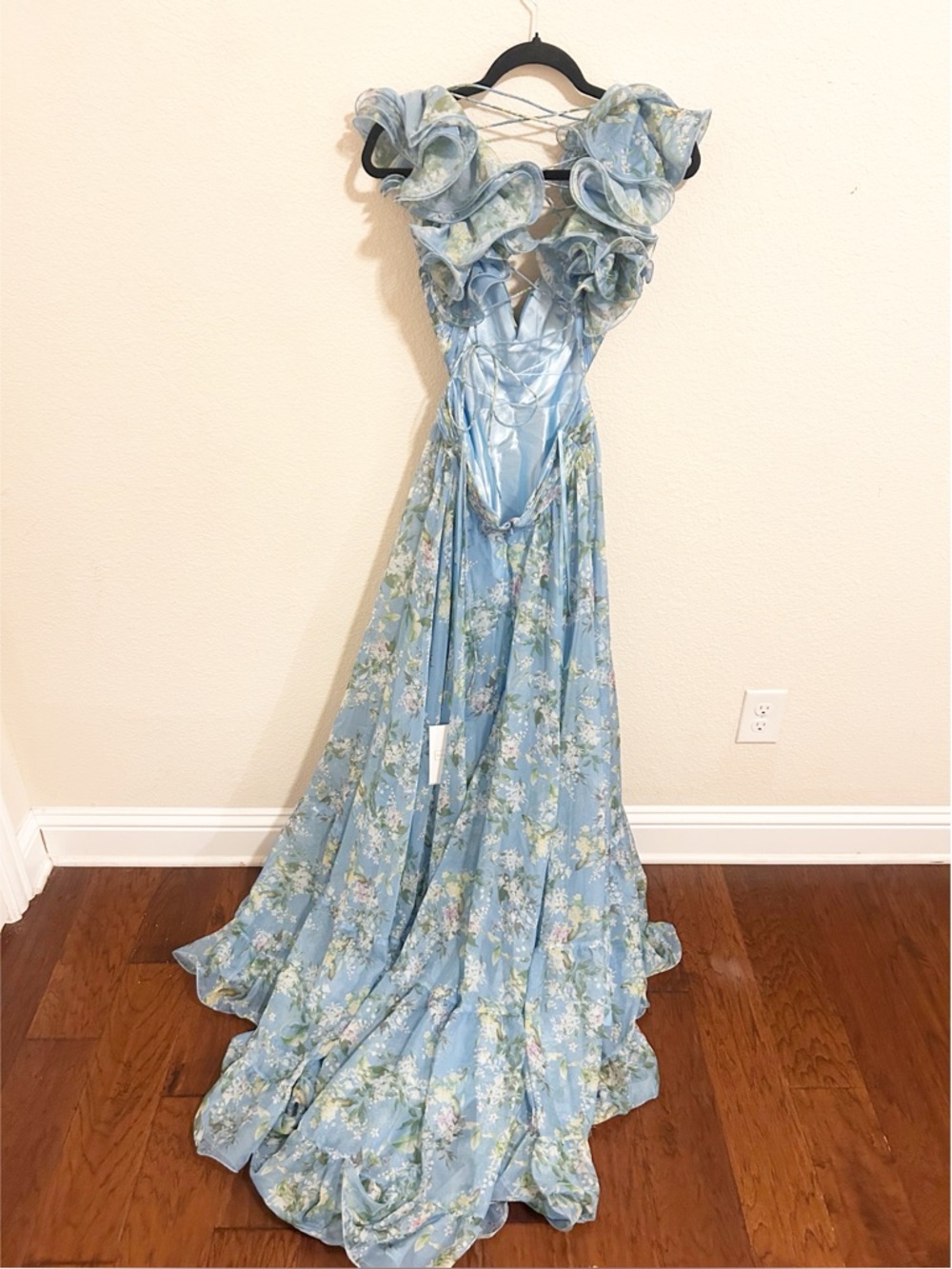 NWT Mac Duggal 67803 Ruffle Tiered Floral Cut Out Chiffon Gown Anthropologie - Picture 6 of 8